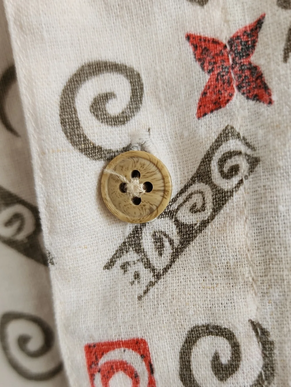 Cambridge Classics Size Large‎ Men's SS Cream with Olive & Red Accents